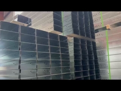 Custom gegalvaniseerde stalen kabelbak brug type voor medium duty zilveren kabel management