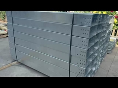 Aanpasbaar gegalvaniseerd stalen kabelbak met corrosiebestendigheid en sterke laadcapaciteit