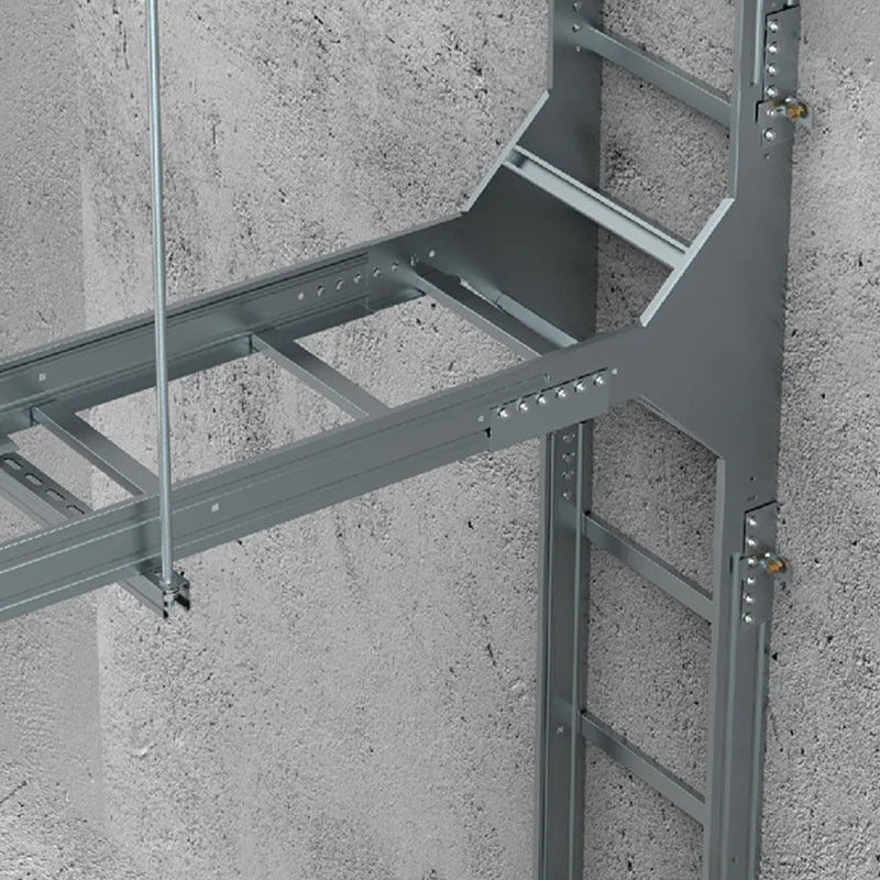 Zilveren ladder type kabelbak buigt tees kruisen voor corrosiebestendigheid en brandwerendheid