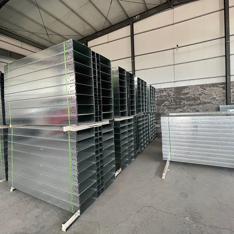 Aanpasbaar zilver gegalvaniseerd stalen kabeltrog systeem Corrosiebestendig voor kabelbeheer